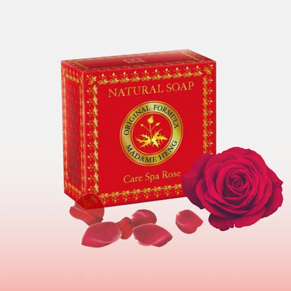 Savon naturel Madame Heng à la rose, boîte rouge avec pétales et fleur de rose rouge.